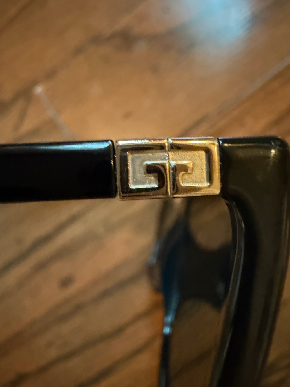 Givenchy Oversized Black Square Frame Sunglasses - Picture 3 of 5